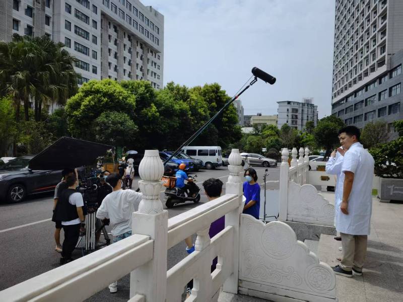 霍山县广告片拍摄公司低成本实现高规格制作的诀窍